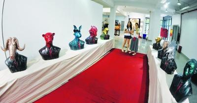 ��ʮ����Ф���ס� ���������������ҵչ