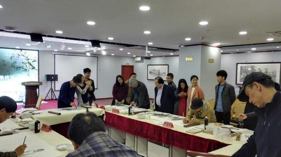 ��չ�������ֳ��ʻ�