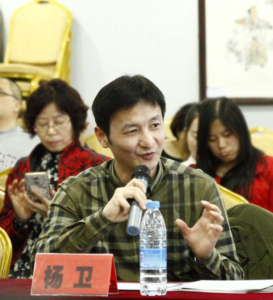 ������չ�ˣ�����������