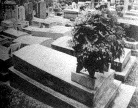 ����ѳ�����Ī���ﰢ�����֮Ĺ