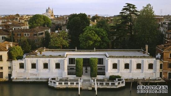 �弪���Ÿ���ķ�ղصĳ���ʵ���������ս�������滭������������ŦԼ�Ÿ���ķԭ���ղأ�Ҳ�춨�˹Ÿ���ķ�����ݹ��ʻ��ķ���